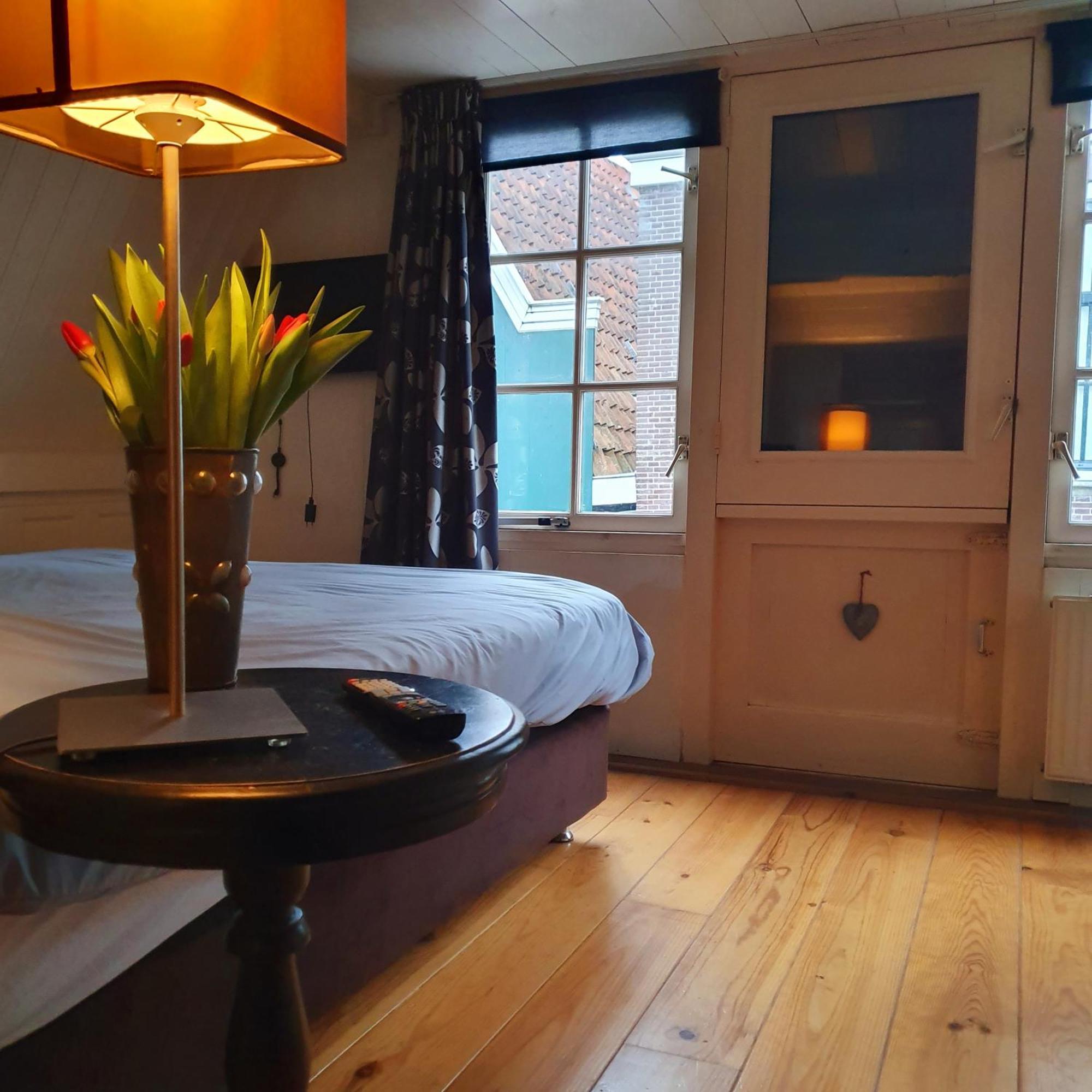 Bed & Bike De Rijp Bed & Breakfast Exterior photo